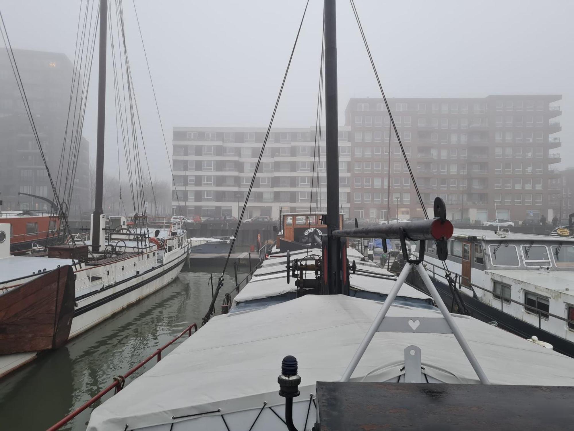 Charmante Kapiteinshut Op Historisch Schip De Hoop Ámsterdam